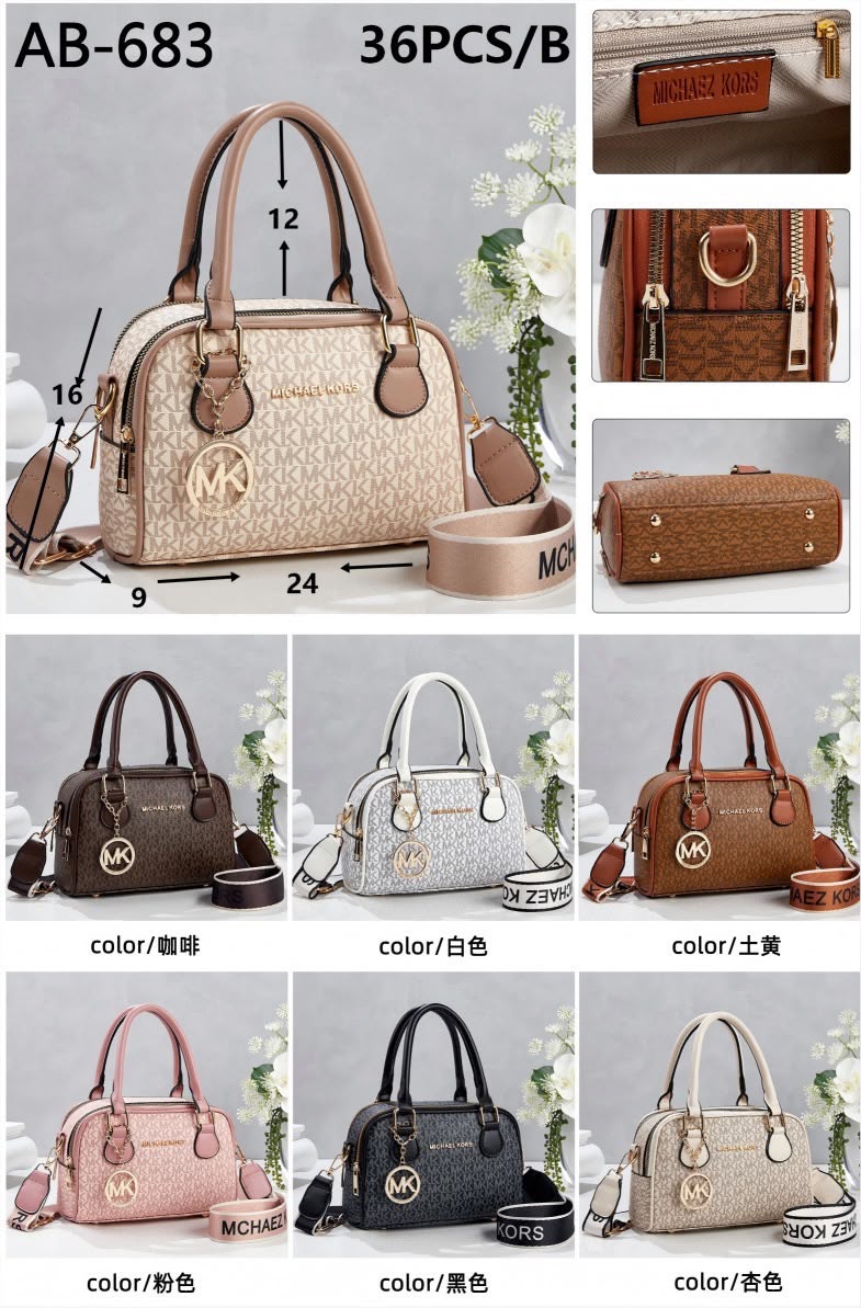 Bolso MK estilo baúl