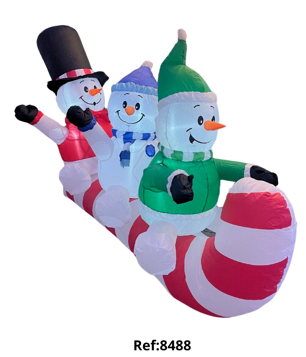 Inflable con muñecos de nieve
